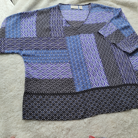Chico's Lightweight Patchwork Print Top Sz.3=XL/16 - Picture 6 of 11
